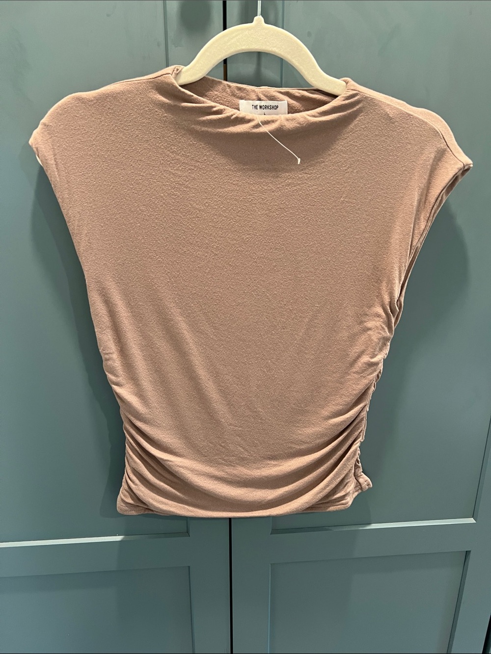 Vici Workshop Taupe Ruched Cap Sleeve Top